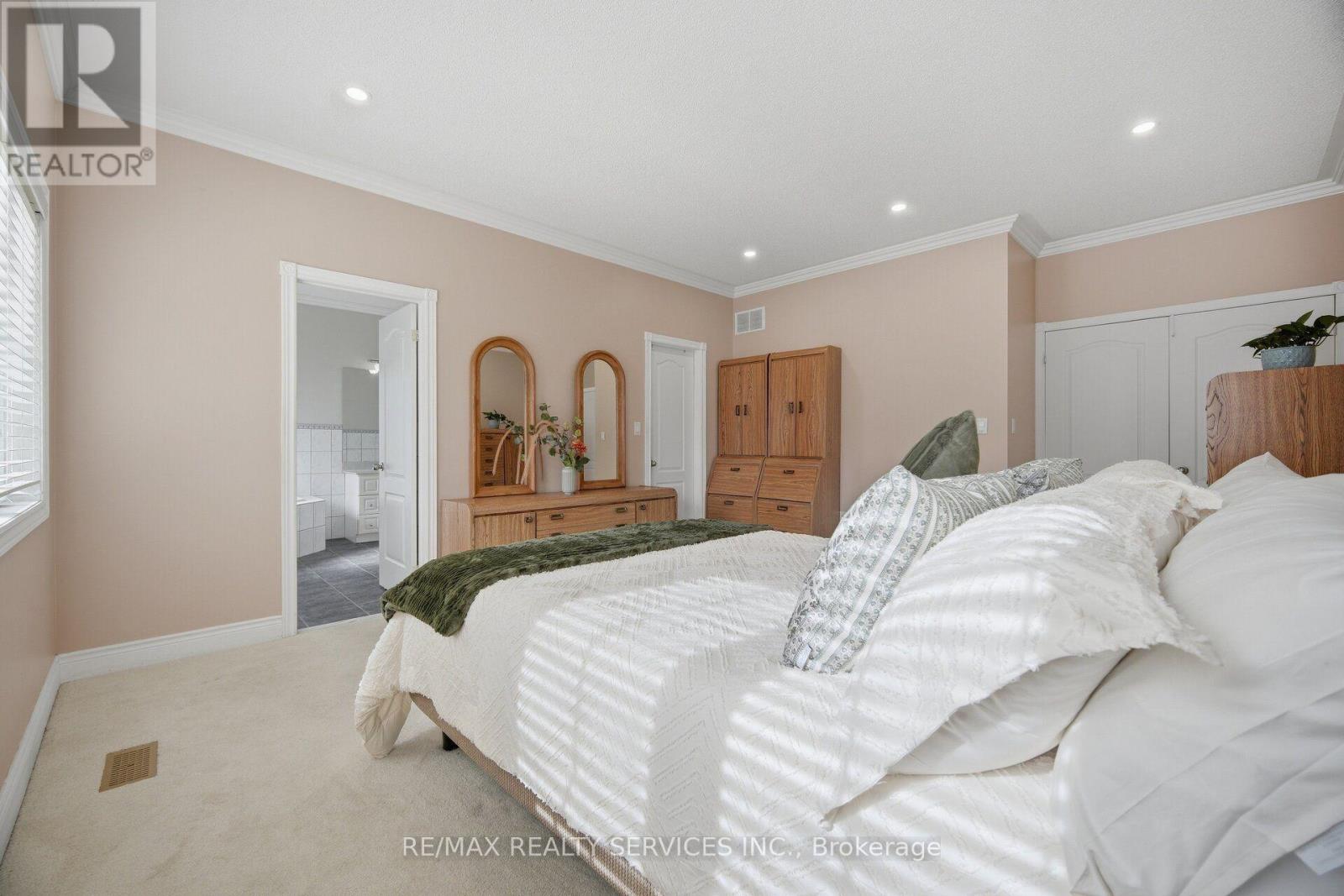 8910 Creditview Road, Brampton, Ontario L6Y 0G4 - Photo 21 - W13833646
