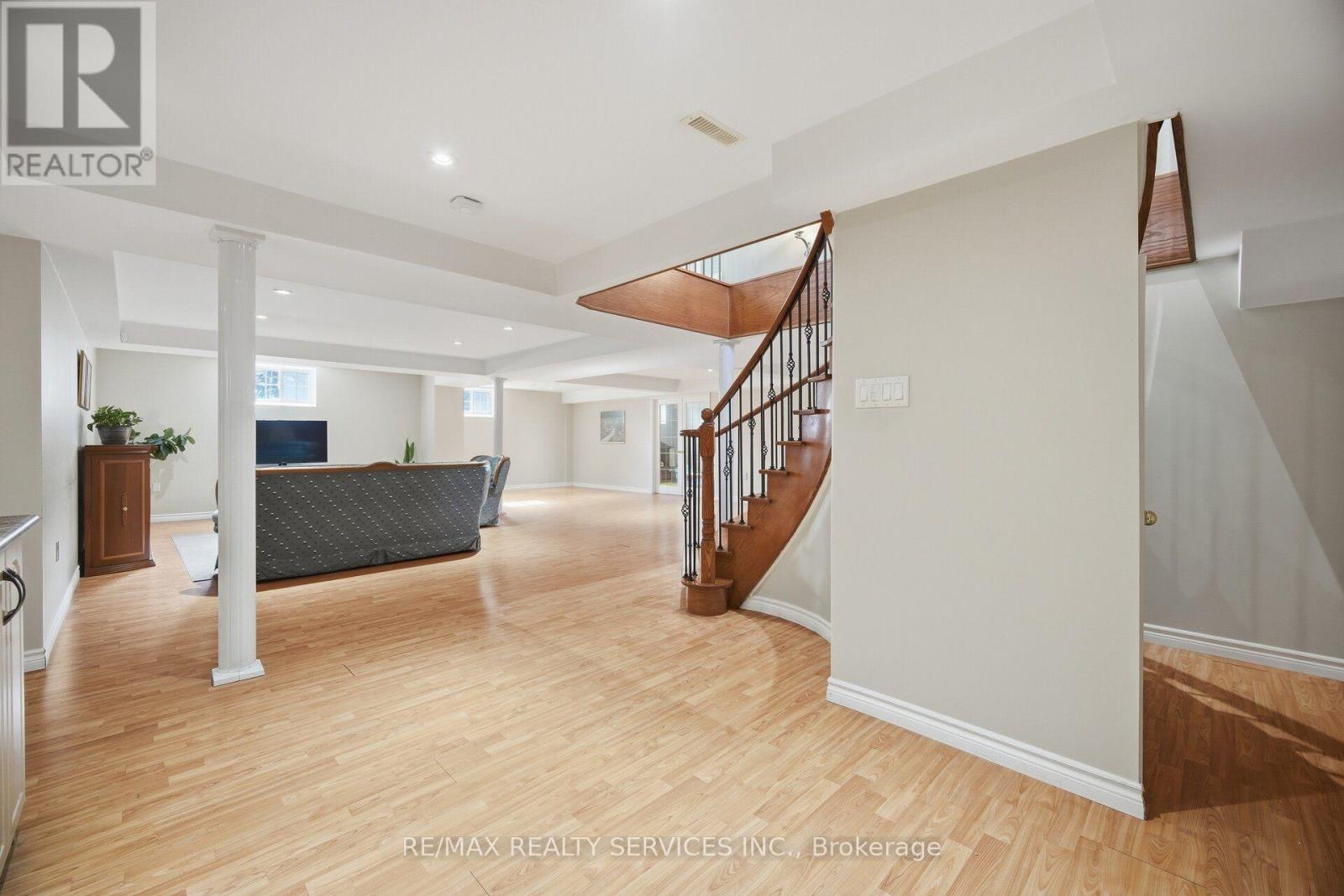 8910 Creditview Road, Brampton, Ontario L6Y 0G4 - Photo 30 - W13833646