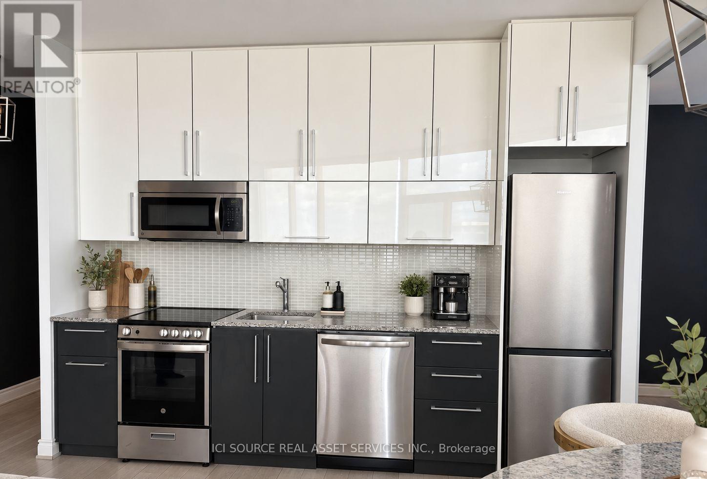 2508 - 80 Marine Parade Drive, Toronto, Ontario M8V 0A3 - Photo 3 - W13833654