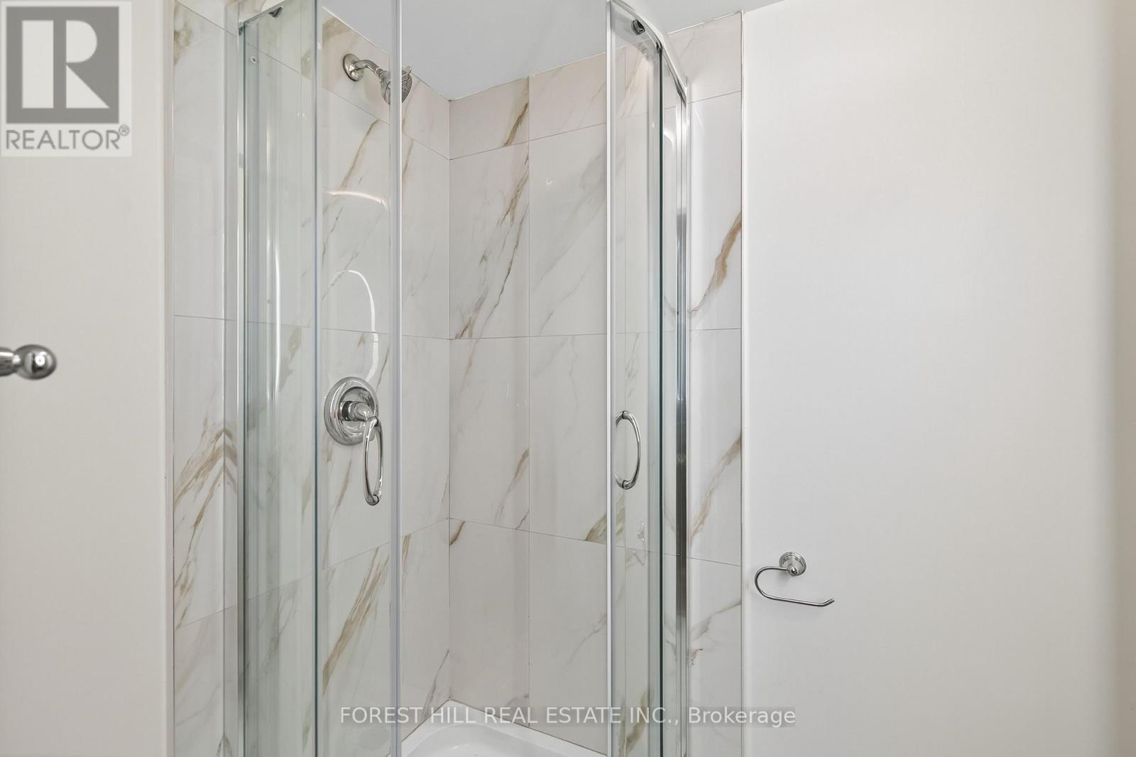 A - 12 Smallwood Drive, Toronto, Ontario M3M 1T8 - Photo 16 - W13833658