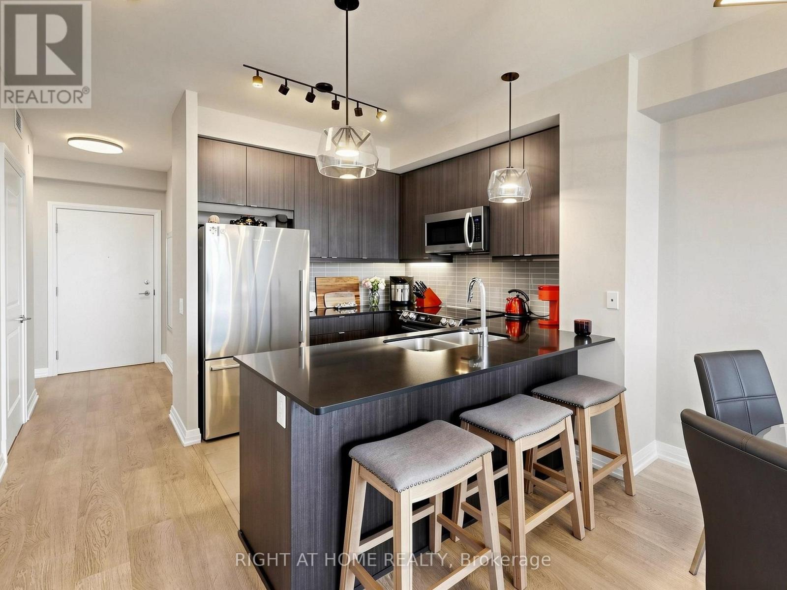 607 - 50 Thomas Riley Road, Toronto, Ontario M9B 0C5 - Photo 10 - W13833666