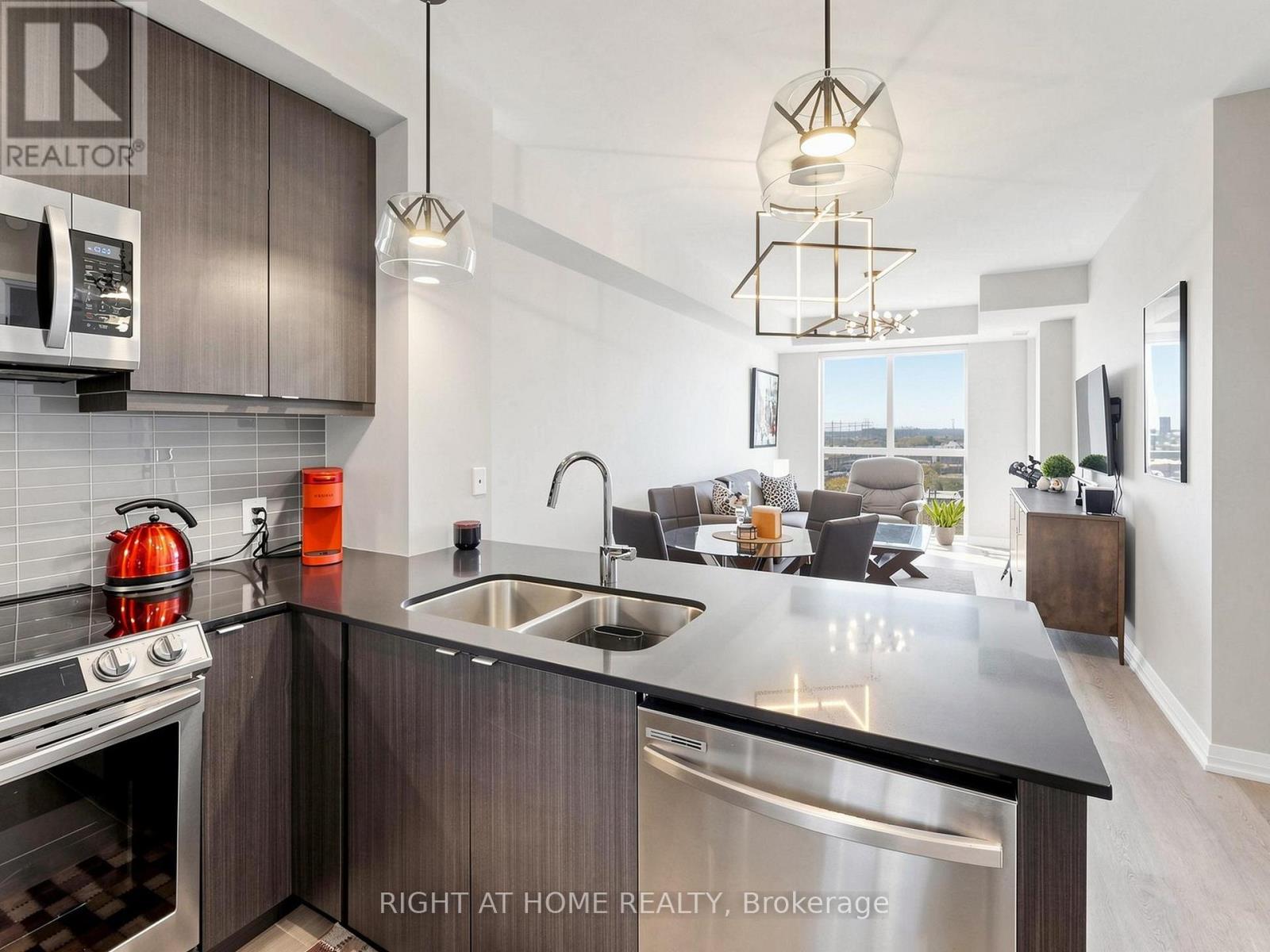 607 - 50 Thomas Riley Road, Toronto, Ontario M9B 0C5 - Photo 12 - W13833666
