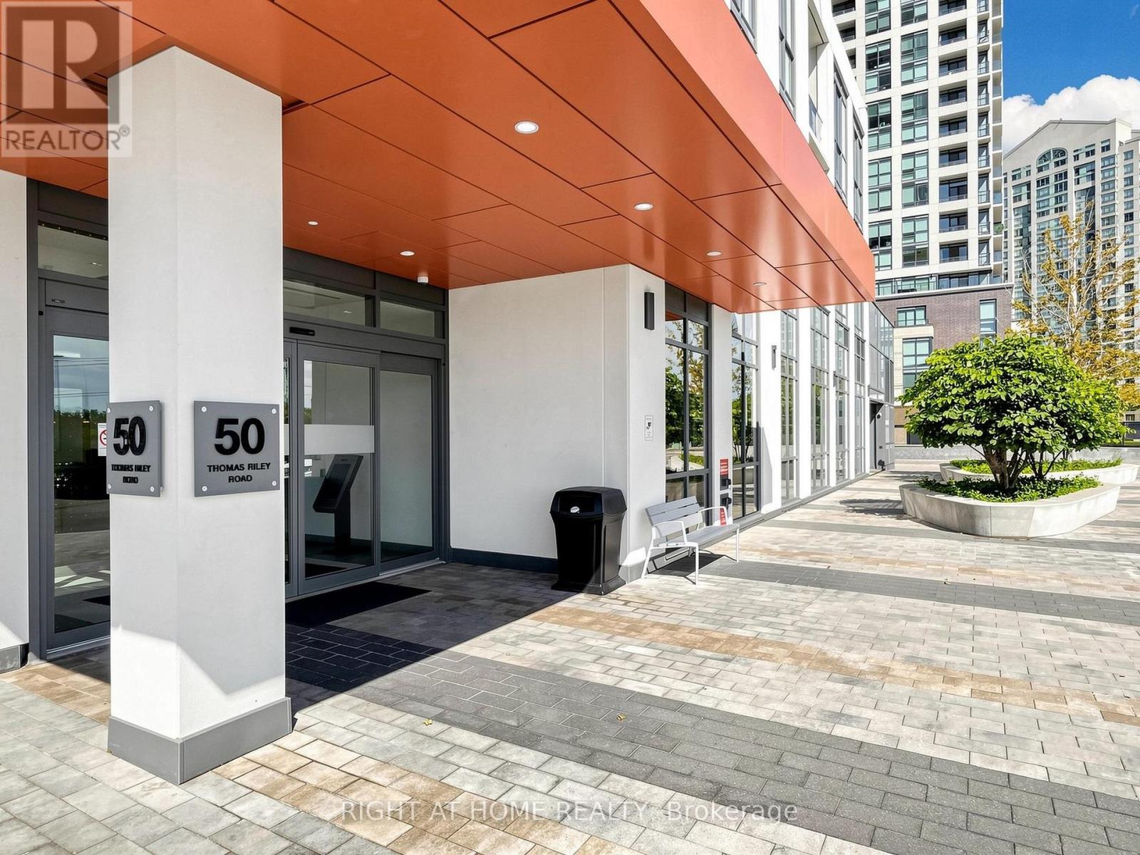 607 - 50 Thomas Riley Road, Toronto, Ontario M9B 0C5 - Photo 3 - W13833666