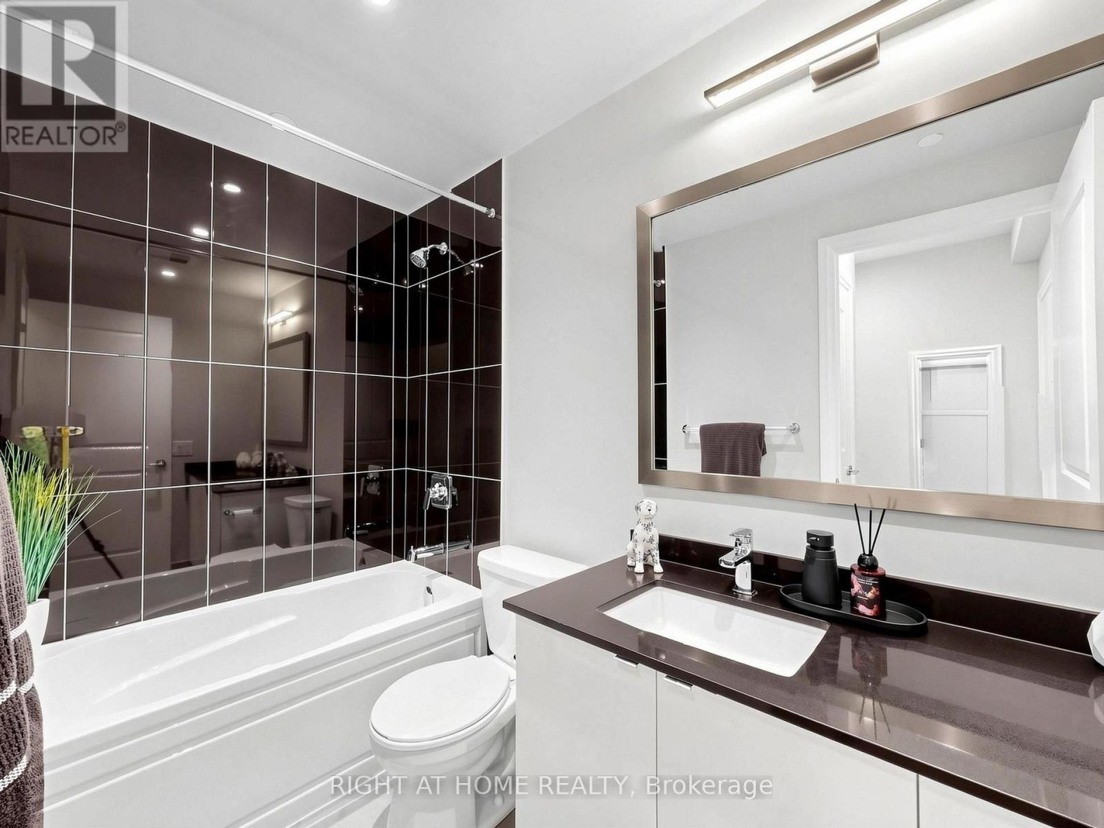 607 - 50 Thomas Riley Road, Toronto, Ontario M9B 0C5 - Photo 32 - W13833666