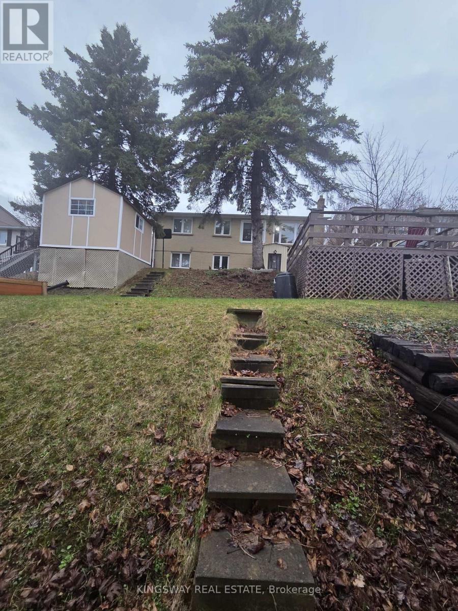 405 Dixon Boulevard, Newmarket, Ontario  L3Y 5C5 - Photo 14 - N13606788