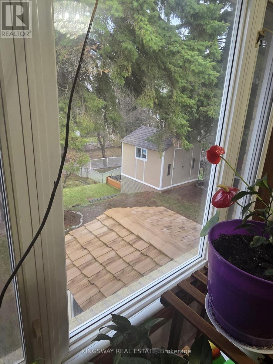 405 Dixon Boulevard, Newmarket, Ontario  L3Y 5C5 - Photo 15 - N13606788
