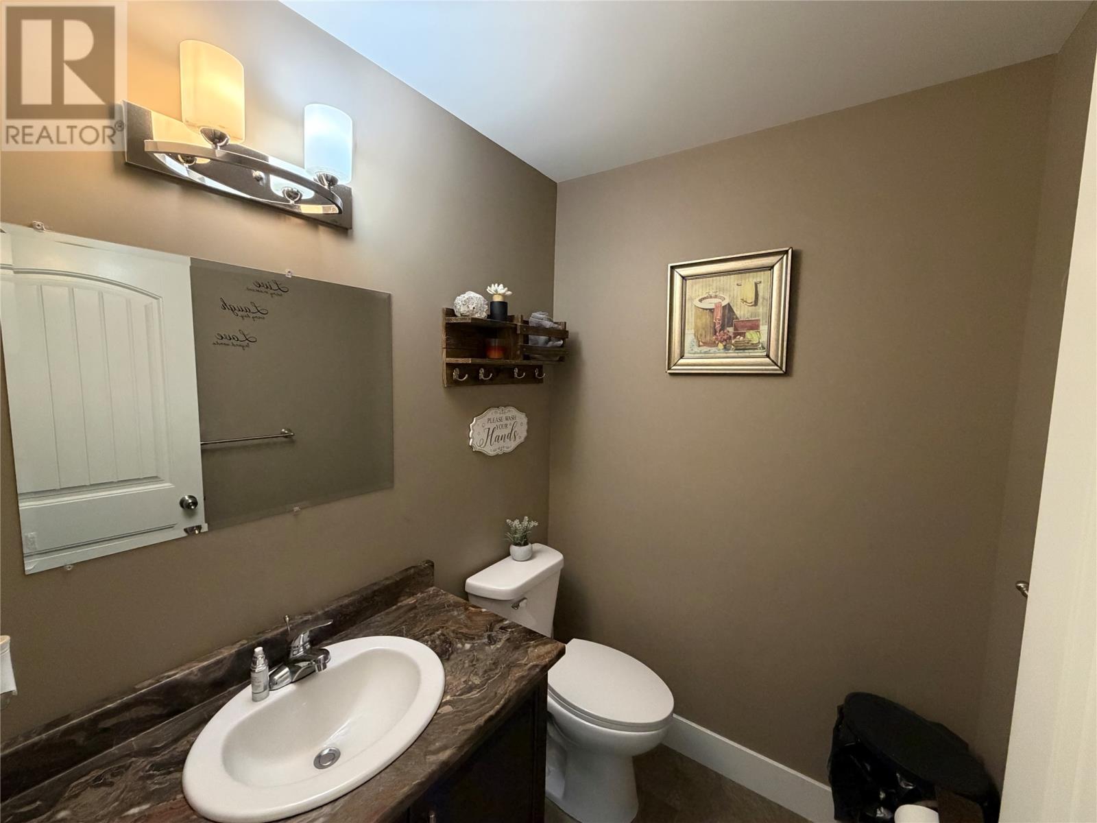 222 North Side Road, Calvert — photo 13