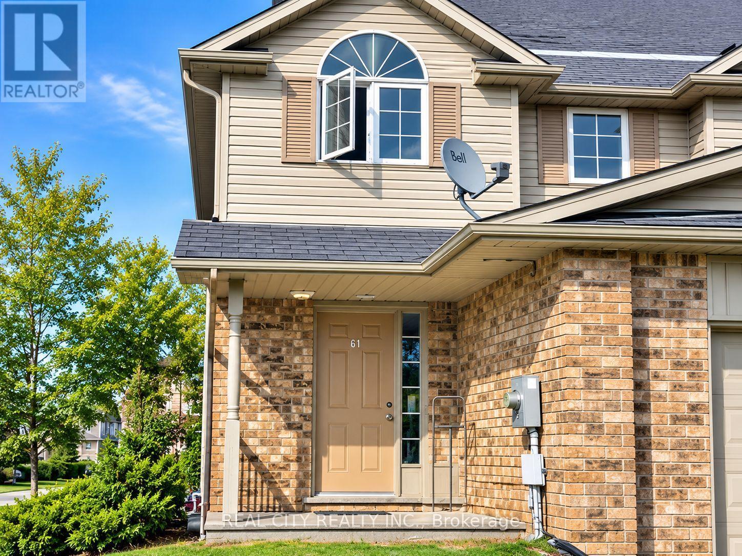 64 CLOUGH CRESCENT, Guelph, Ontario