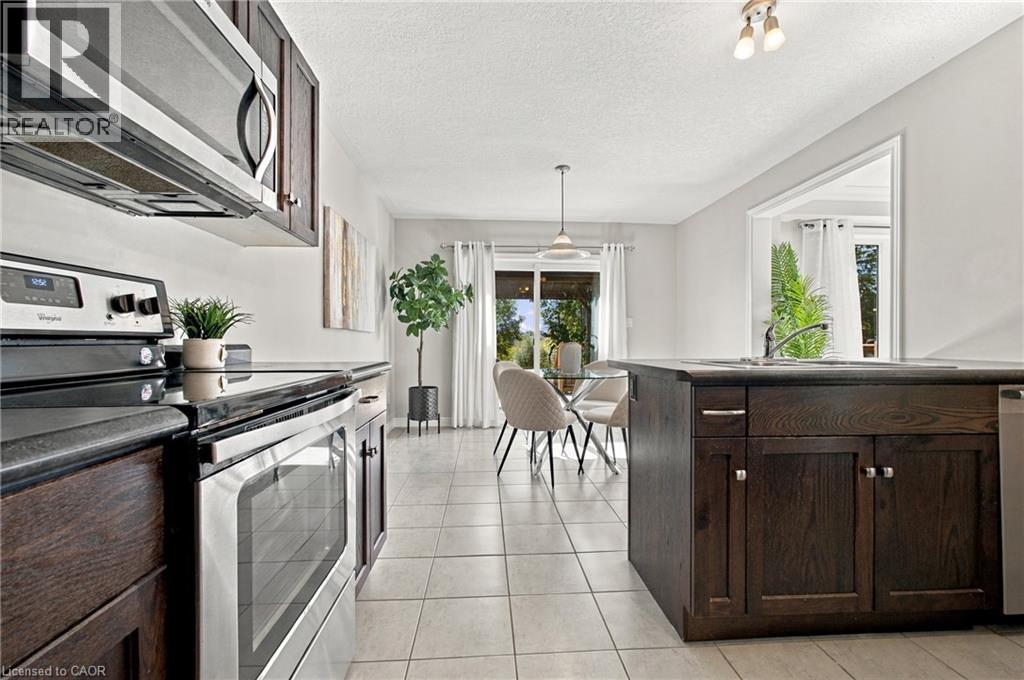 235 William Street, Elmira, Ontario  N3B 0B4 - Photo 10 - 40864999