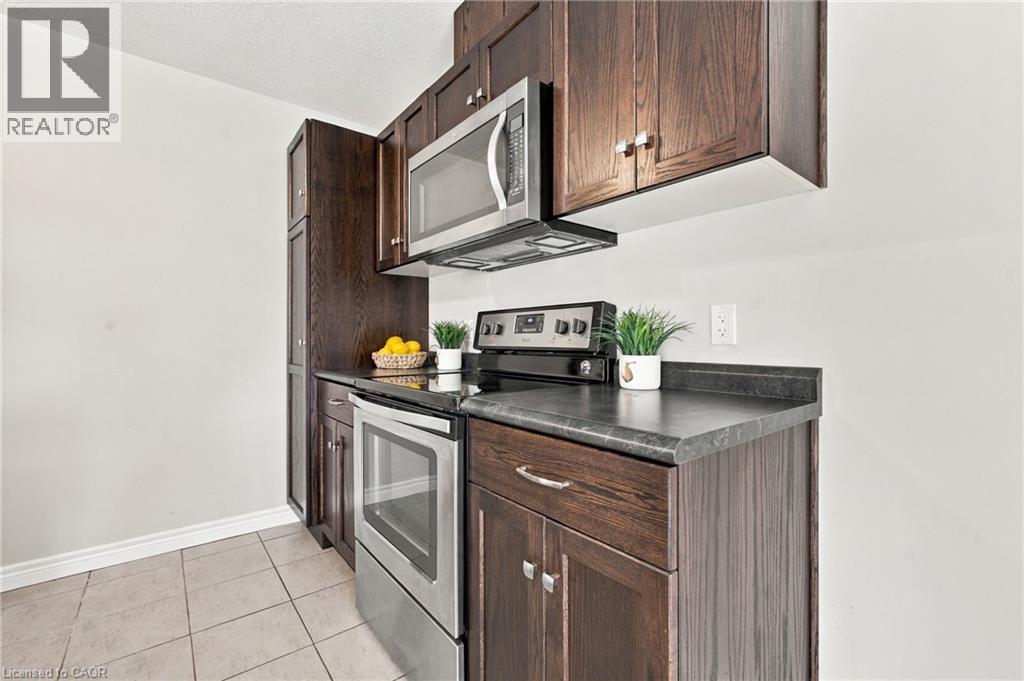 235 William Street, Elmira, Ontario  N3B 0B4 - Photo 11 - 40864999