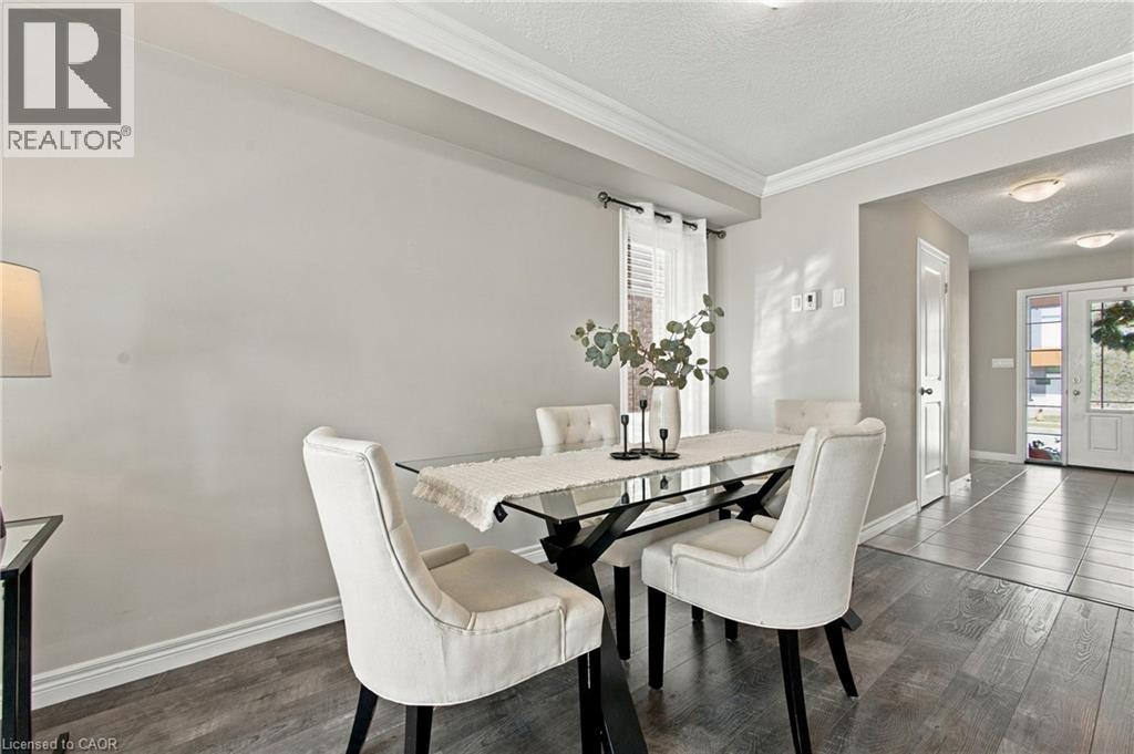 235 William Street, Elmira, Ontario  N3B 0B4 - Photo 4 - 40864999