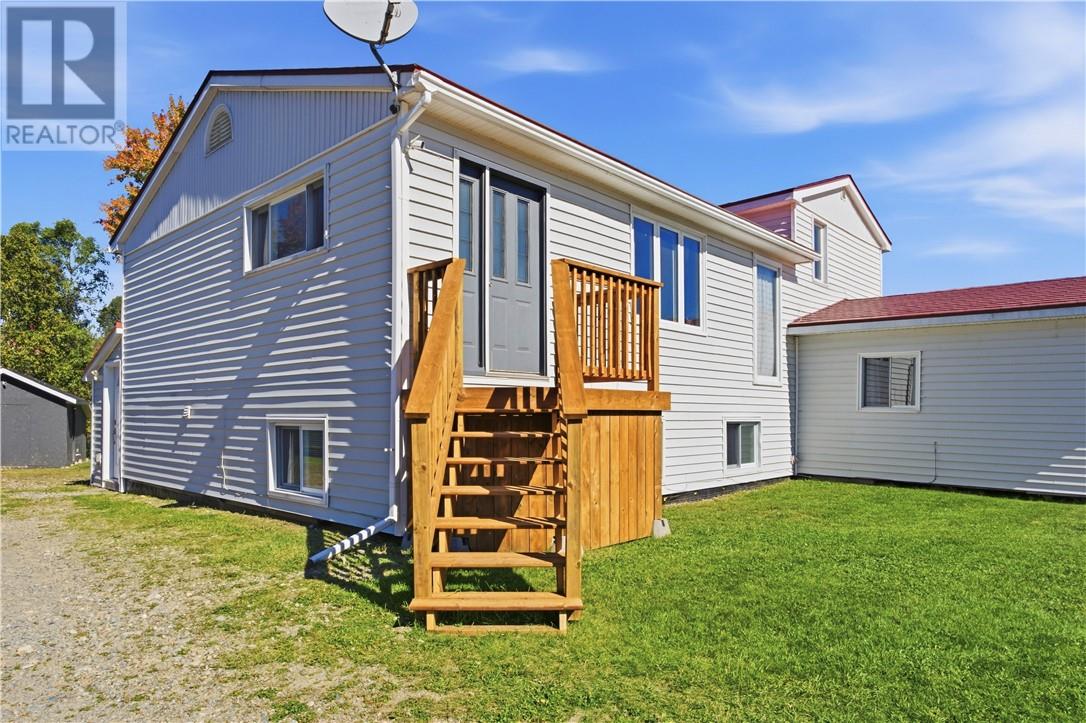 212 Riverside Drive W, Dowling, Ontario  P0M 1R0 - Photo 35 - 2130643