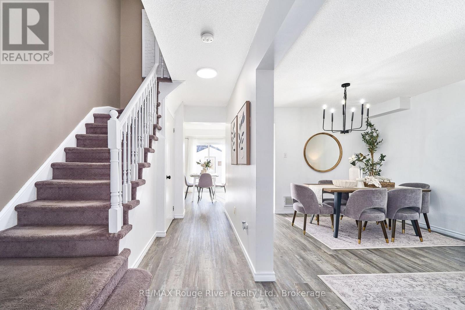 8 Landerville Lane, Clarington, Ontario  L1C 4W8 - Photo 8 - E13833746