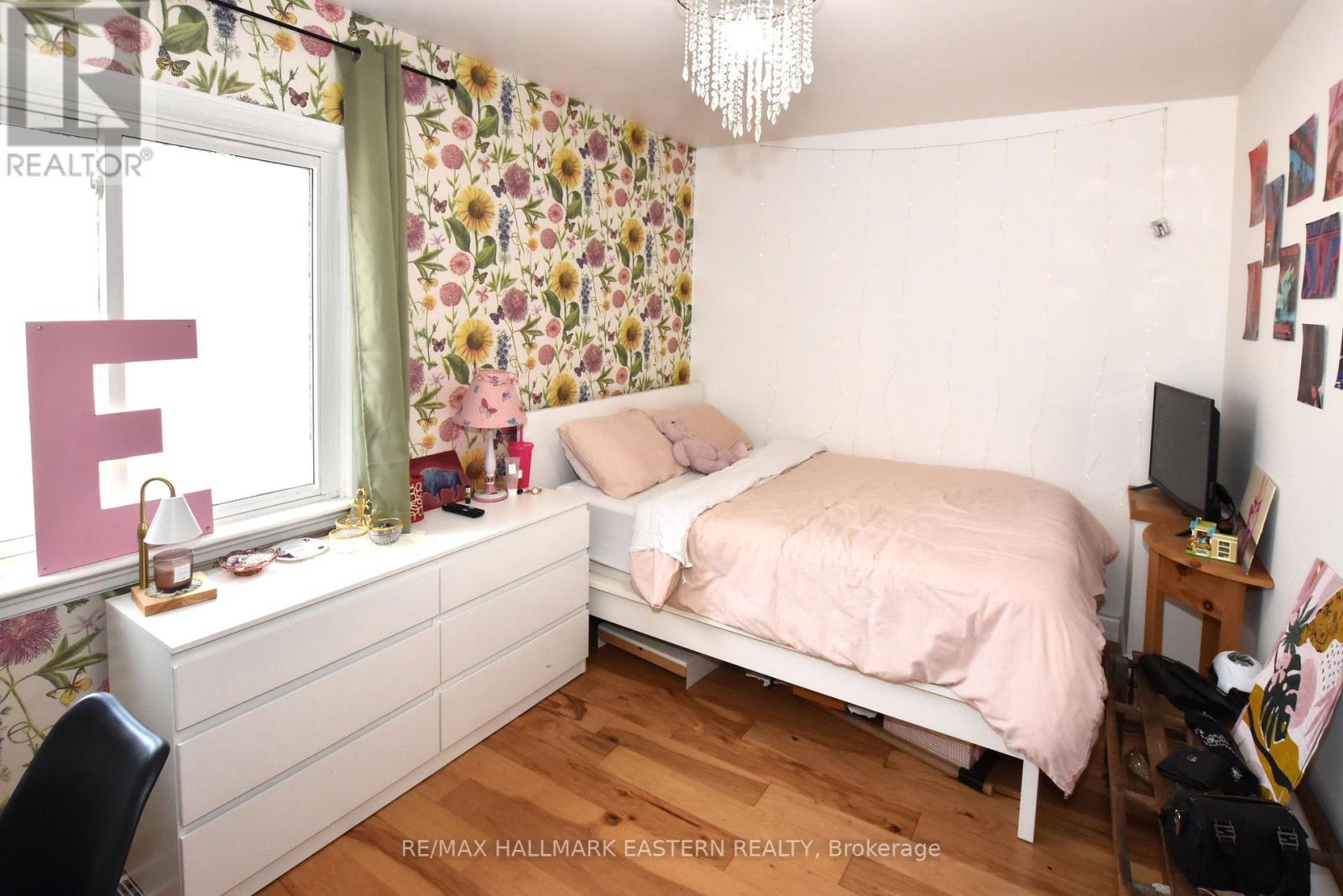 726 Fairbairn Street, Peterborough, Ontario  K9H 6B6 - Photo 12 - X13833764