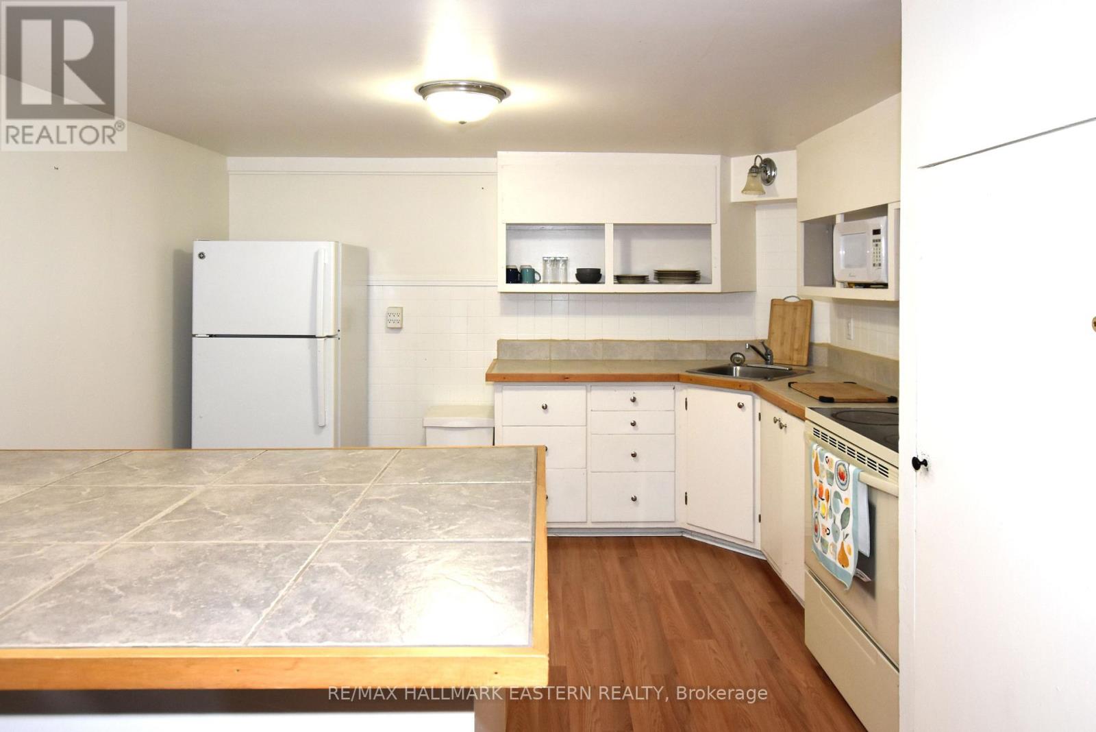 726 Fairbairn Street, Peterborough, Ontario  K9H 6B6 - Photo 21 - X13833764