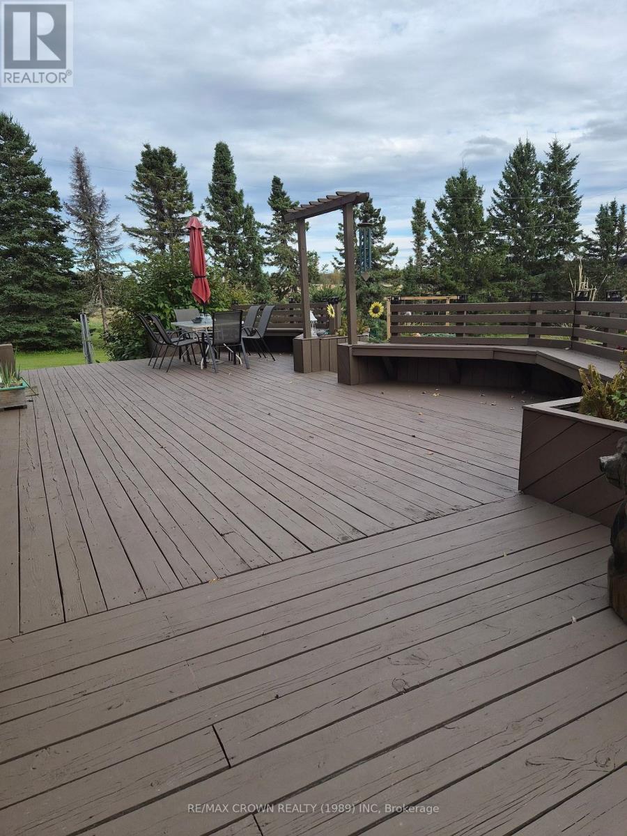 Moonbeam - 79 Ste Marie Road, Kapuskasing, Ontario  P0L 1V0 - Photo 9 - T13542176