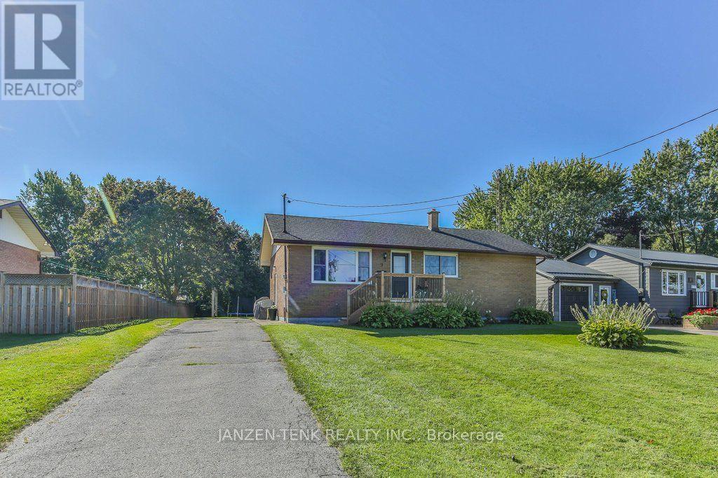 9 JAMES COURT, Norfolk, Ontario
