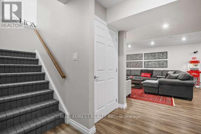 2084 Faircloth Road, London North, Ontario  N6G 5J3 - Photo 20 - X13833718