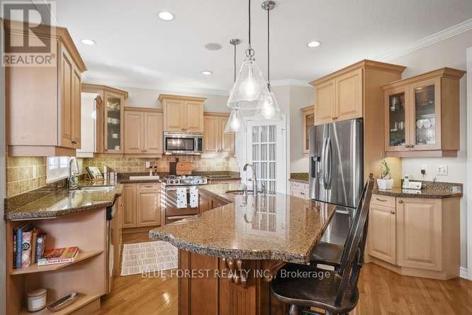 2084 Faircloth Road, London North, Ontario  N6G 5J3 - Photo 4 - X13833718