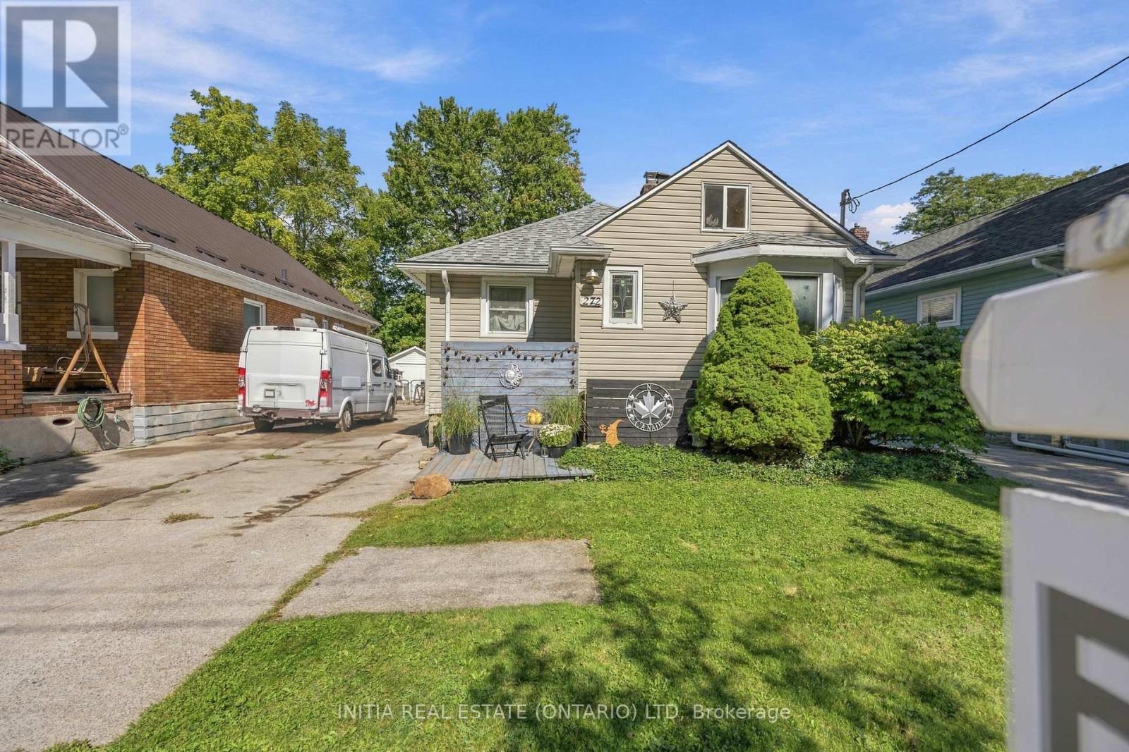 272 KATHLEEN AVENUE, Sarnia, Ontario