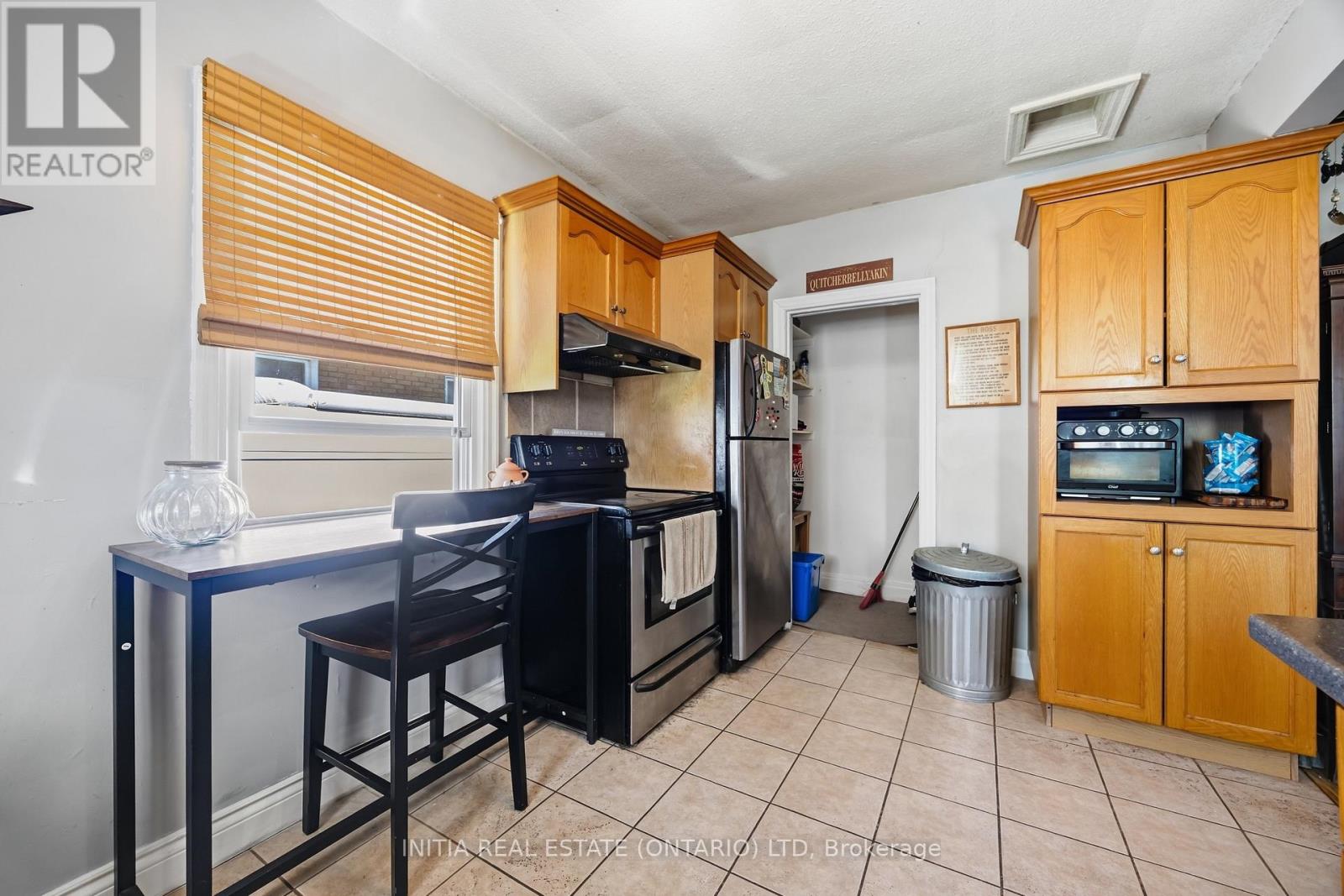 272 Kathleen Avenue, Sarnia, Ontario  N7T 1E3 - Photo 5 - X13833770