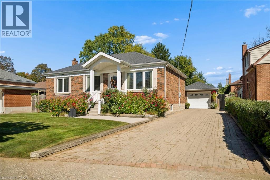 56 SUFFOLK Avenue, Kitchener, Ontario