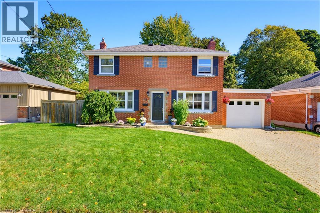 38 ADMIRAL Road, Brantford, Ontario