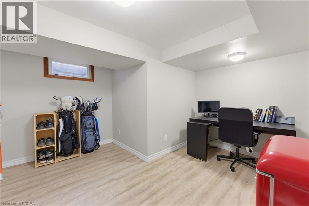 38 Admiral Road, Brantford, Ontario  N3R 1L6 - Photo 20 - 40865504