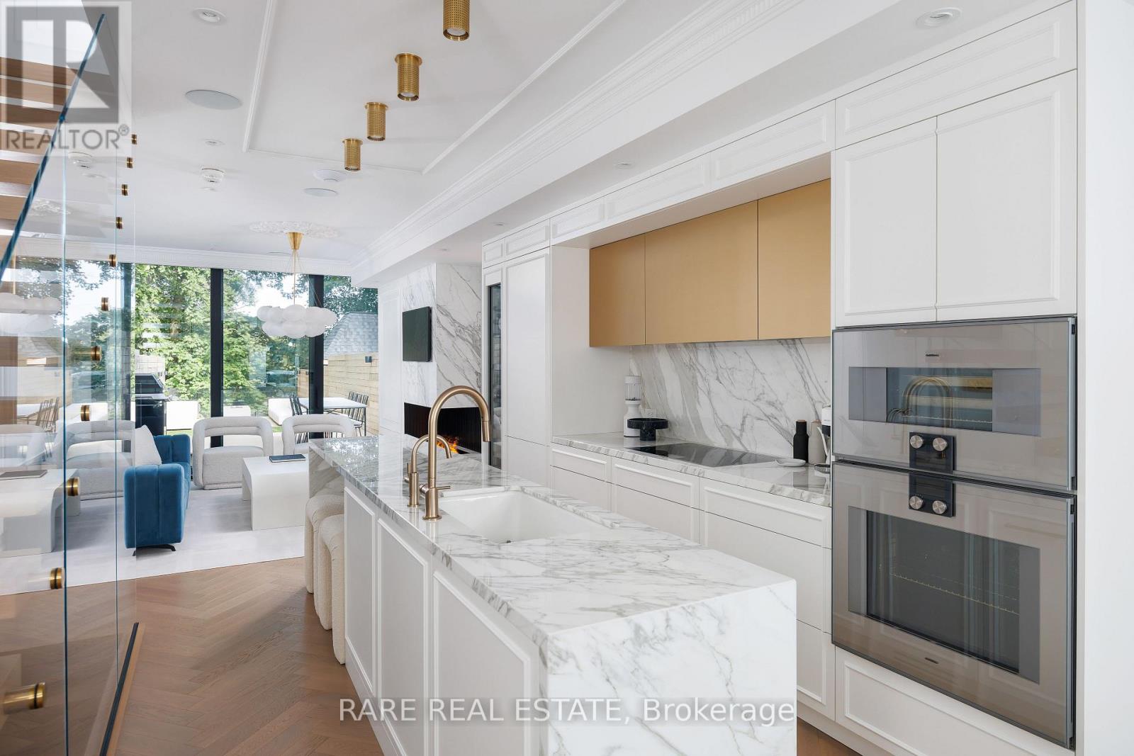 74 Summerhill Gardens, Toronto, Ontario  M4T 1B4 - Photo 4 - C13833736