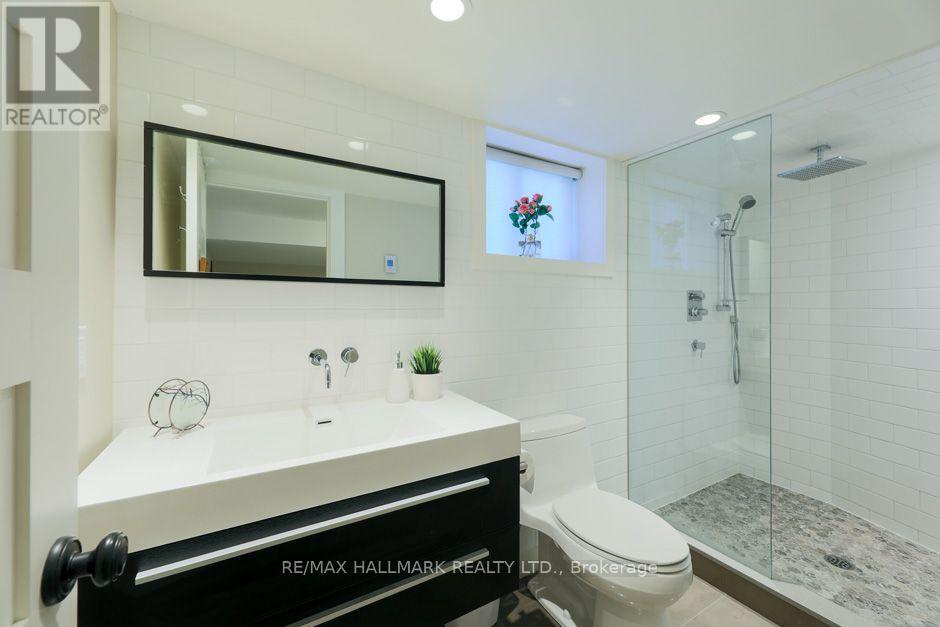 12 Guildcrest Drive, Toronto, Ontario  M1E 1E3 - Photo 25 - E13833758