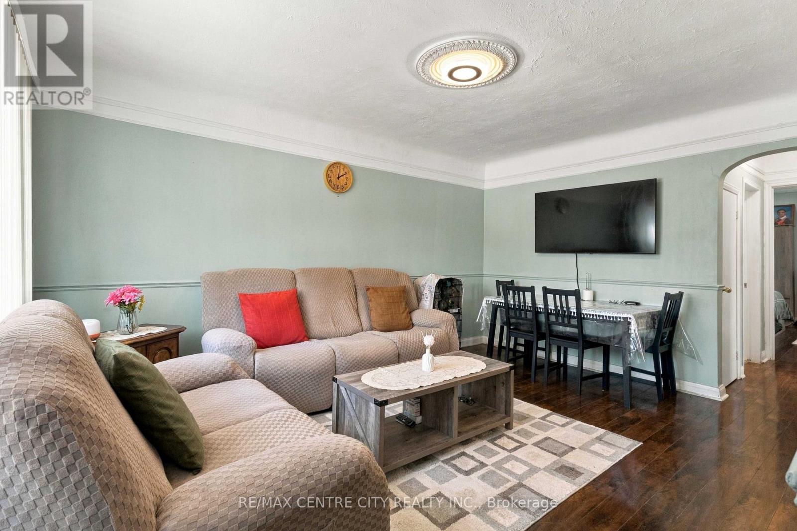 360 Hale Street, London East, Ontario  N5W 1G4 - Photo 2 - X13833604