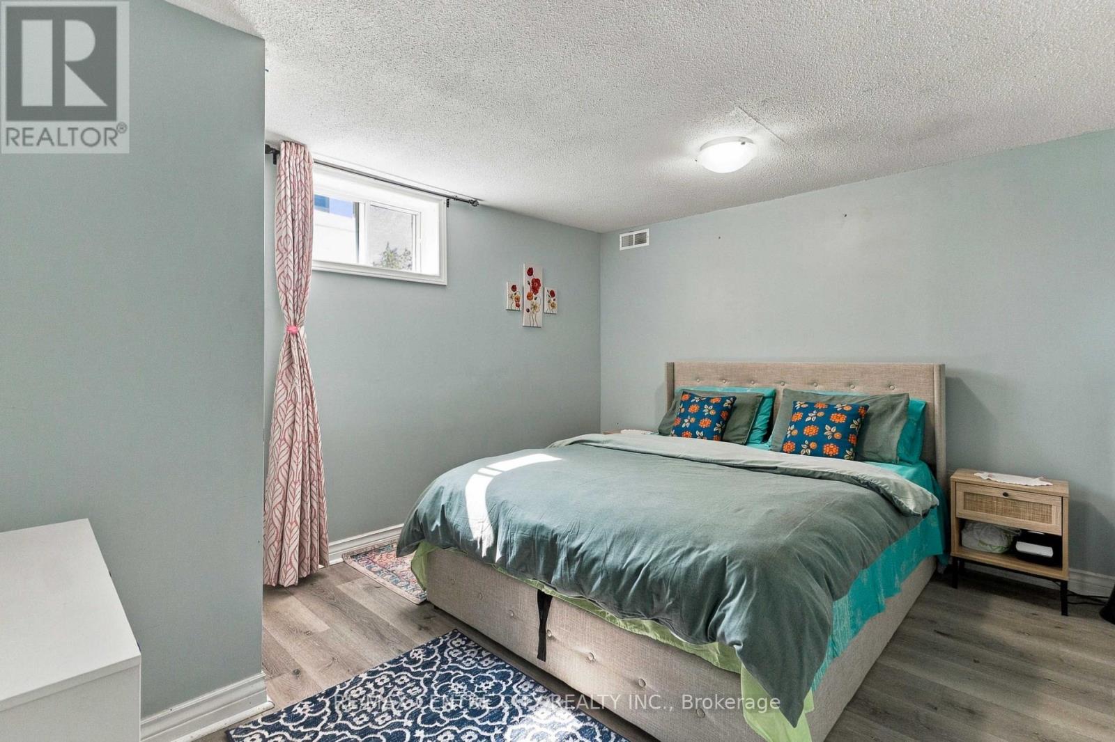 360 Hale Street, London East, Ontario  N5W 1G4 - Photo 24 - X13833604