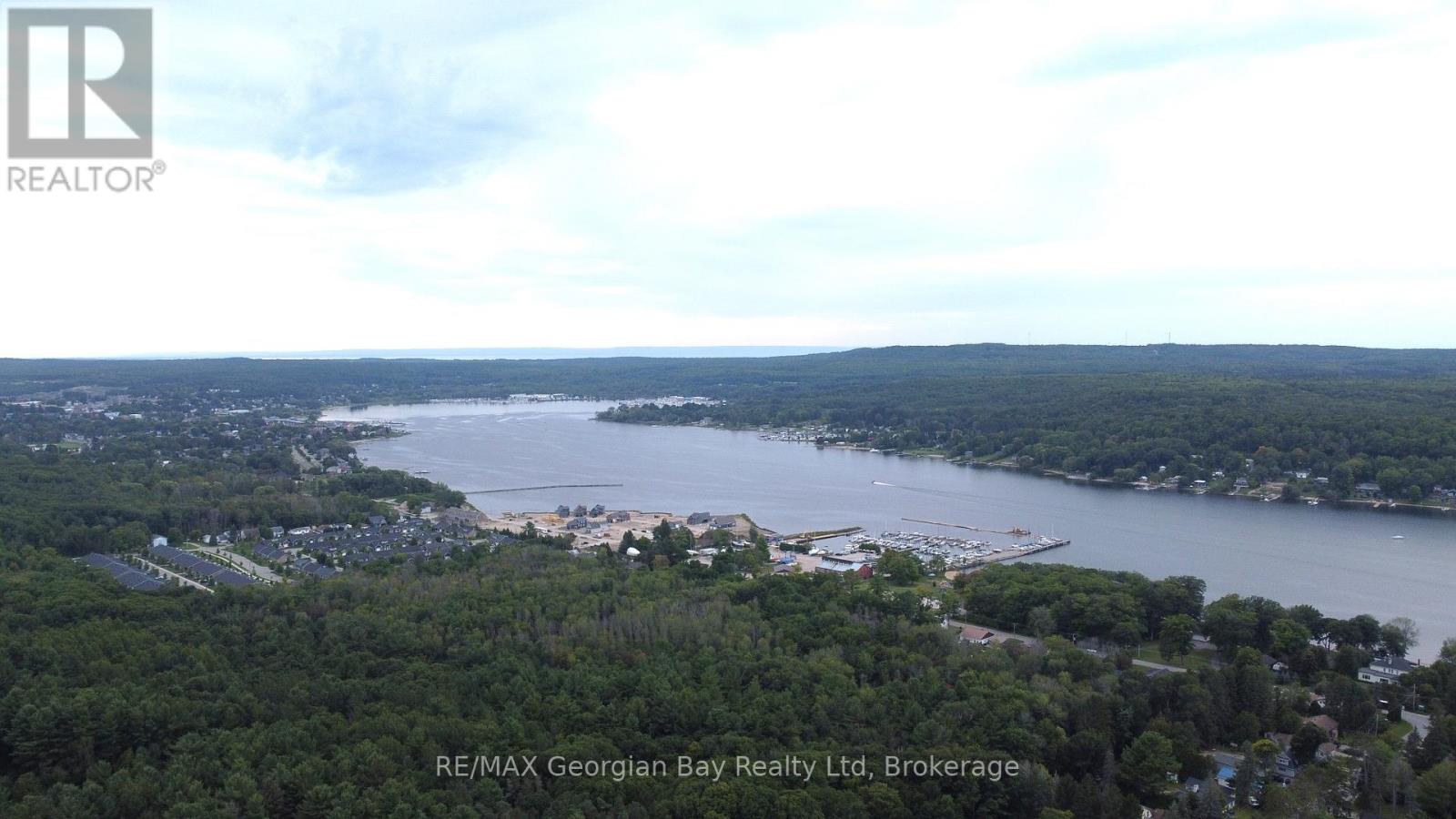 284 Church Street, Penetanguishene, Ontario  L9M 1G5 - Photo 11 - S13833732
