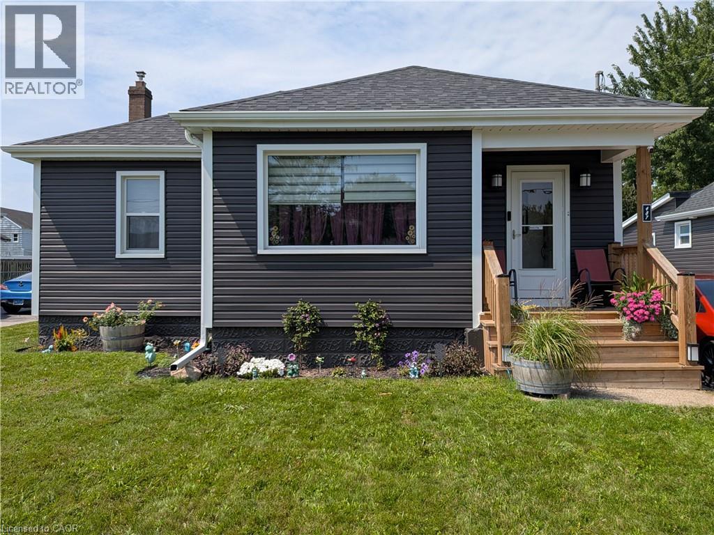 487 Scholfield Avenue N, Welland, Ontario  L3B 1N3 - Photo 1 - 40866418