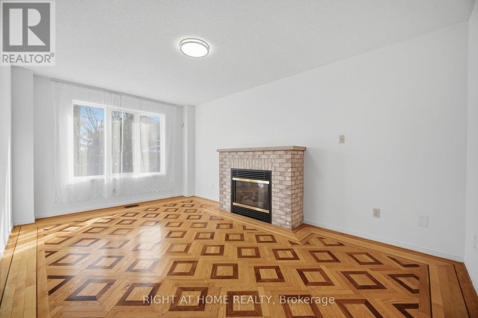 11 Lynda Mcneil Place, Markham, Ontario  L3S 3E4 - Photo 17 - N13833692