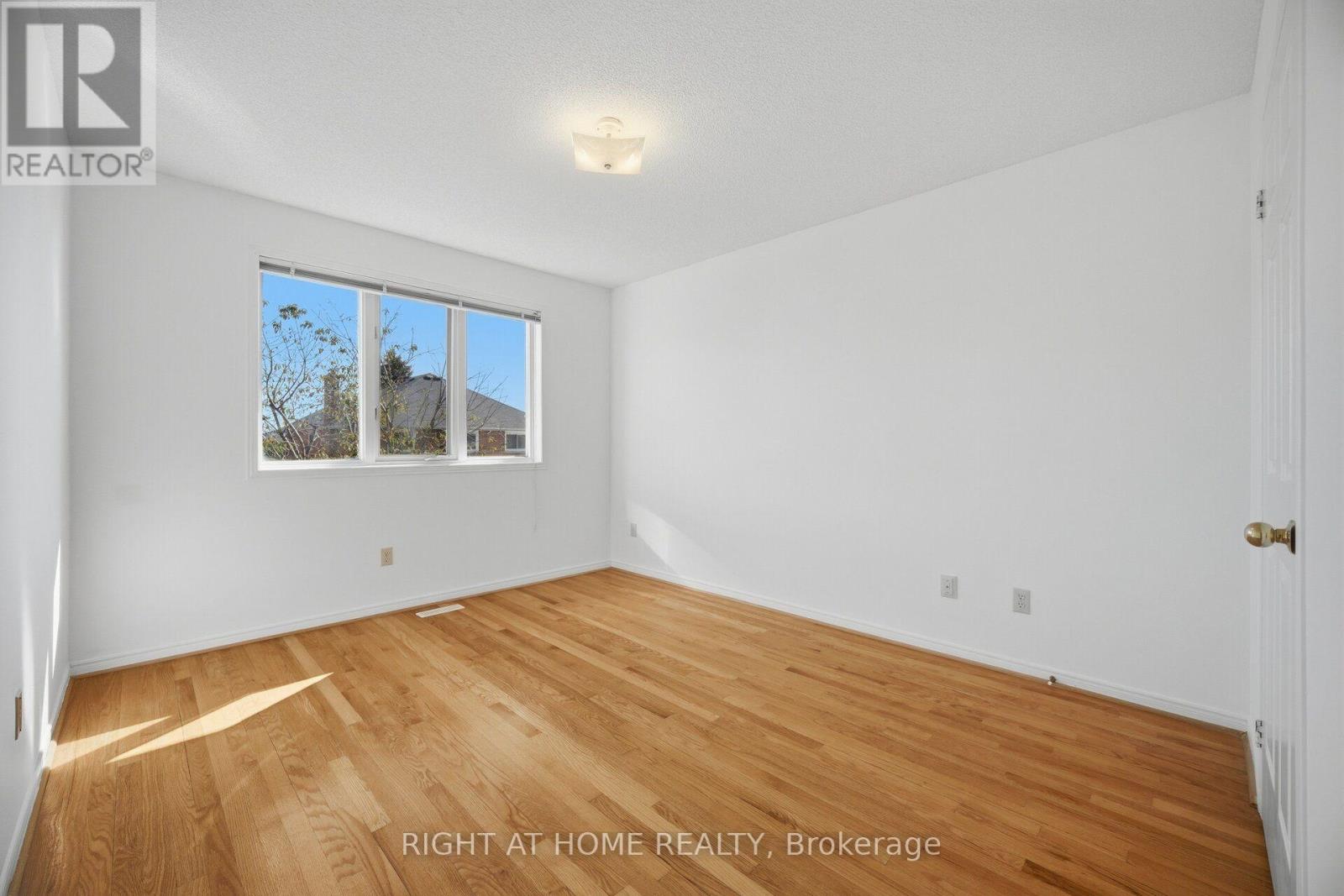 11 Lynda Mcneil Place, Markham, Ontario  L3S 3E4 - Photo 32 - N13833692