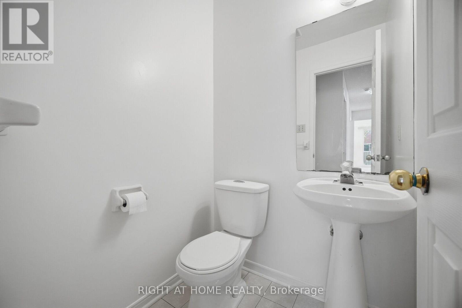 11 Lynda Mcneil Place, Markham, Ontario  L3S 3E4 - Photo 39 - N13833692