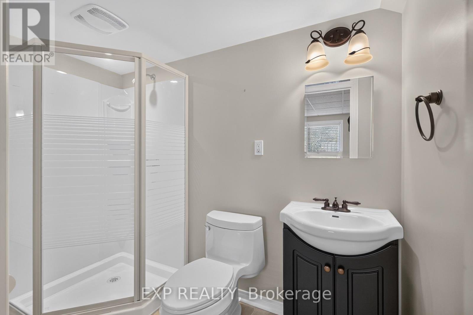 209 Woodspring Avenue, Newmarket, Ontario  L3X 3J4 - Photo 47 - N13833722