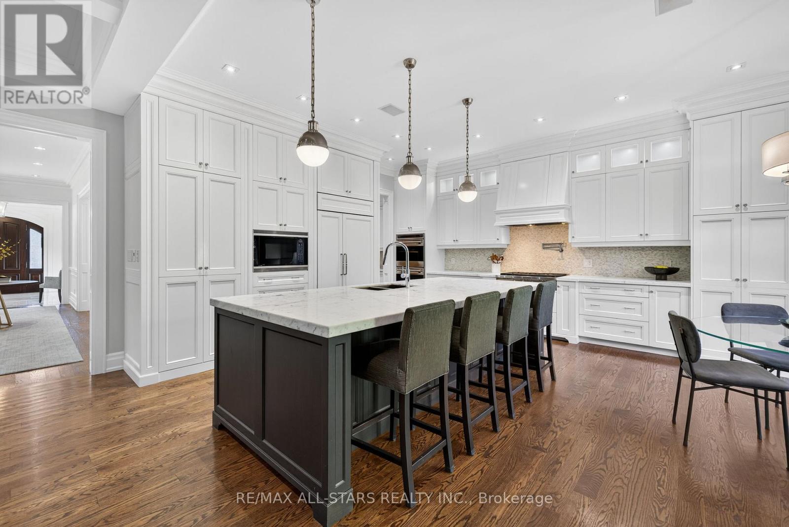 126 Hillview Road, Aurora, Ontario  L4G 2M5 - Photo 15 - N13833772