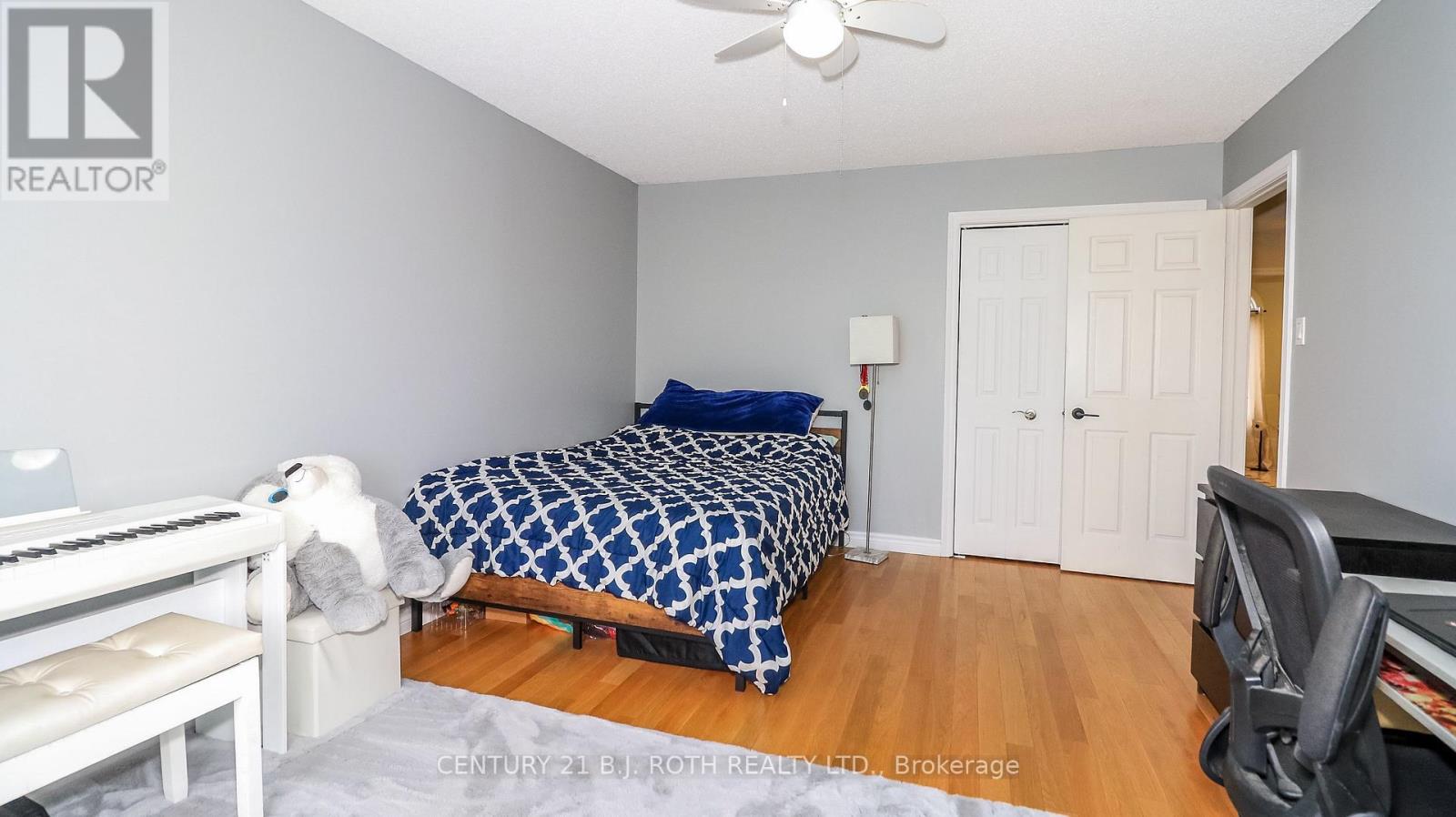 61 Barwick Drive W, Barrie (West Bayfield), Ontario  L4N 6Z5 - Photo 18 - S13833776