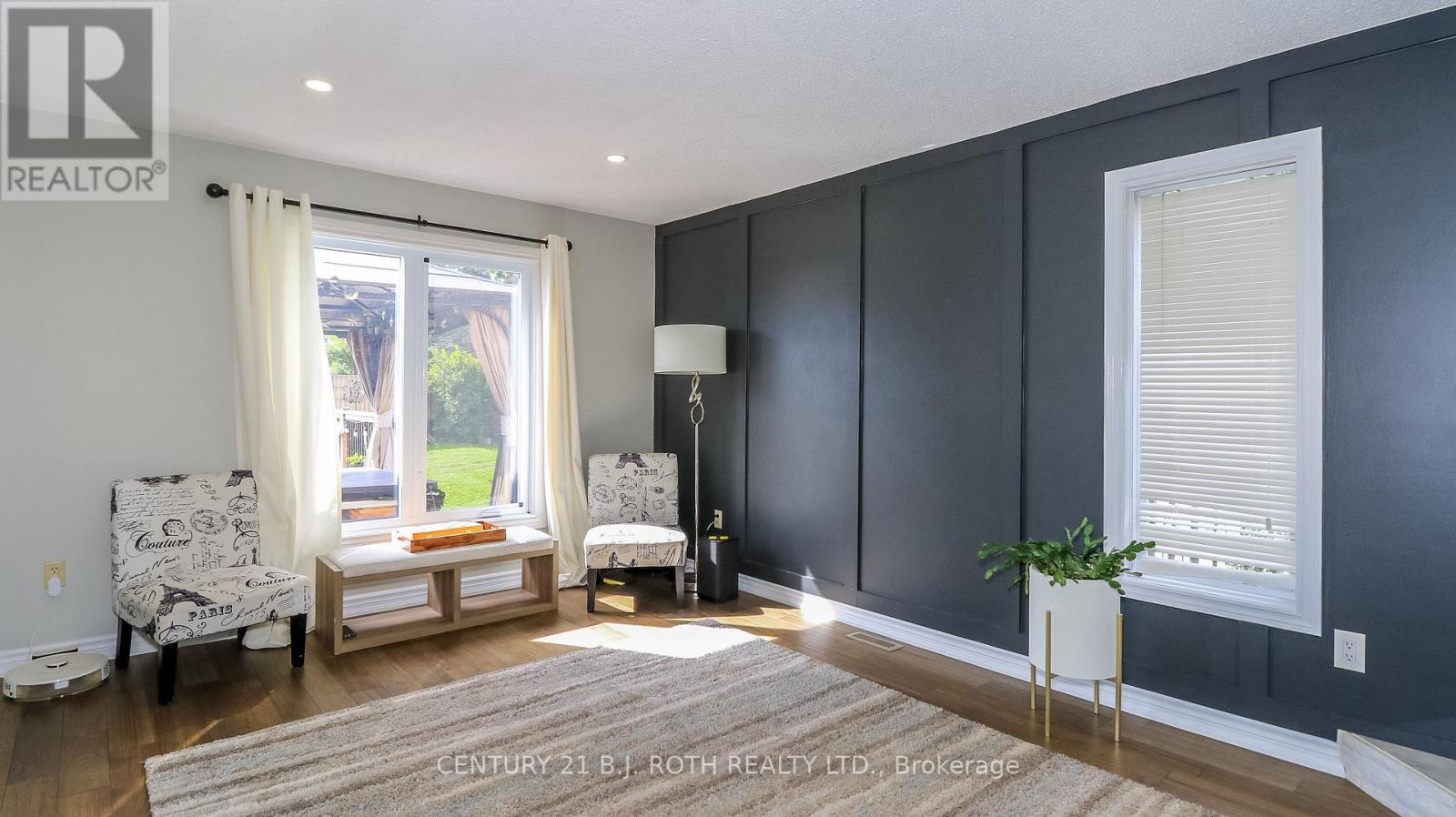 61 Barwick Drive W, Barrie (West Bayfield), Ontario  L4N 6Z5 - Photo 6 - S13833776