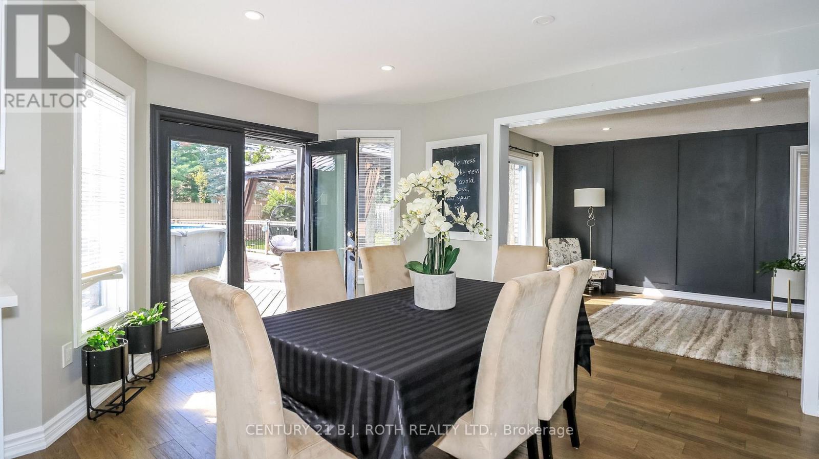 61 Barwick Drive W, Barrie (West Bayfield), Ontario  L4N 6Z5 - Photo 7 - S13833776