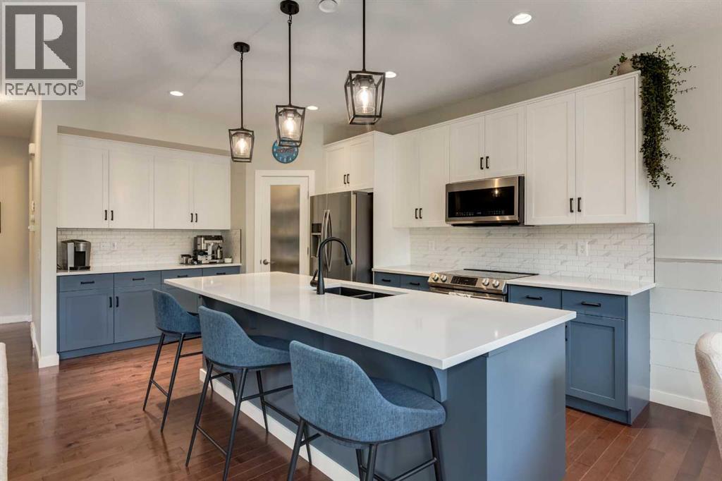 31 Sunrise Terrace, Cochrane, Alberta  T4C 0V3 - Photo 5 - A2348485