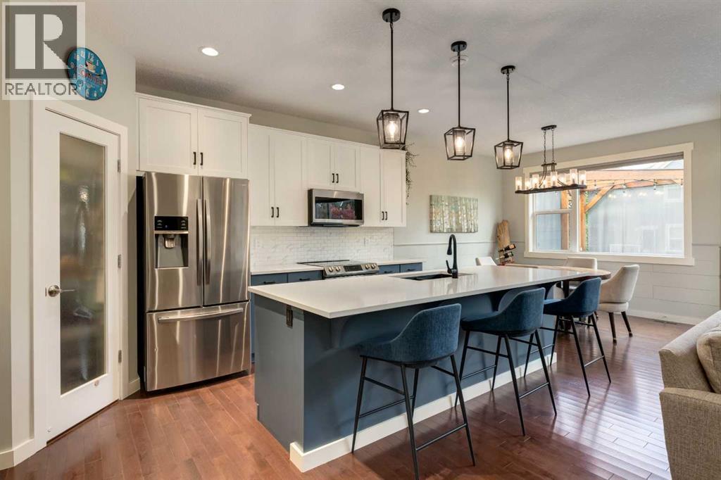 31 Sunrise Terrace, Cochrane, Alberta  T4C 0V3 - Photo 6 - A2348485