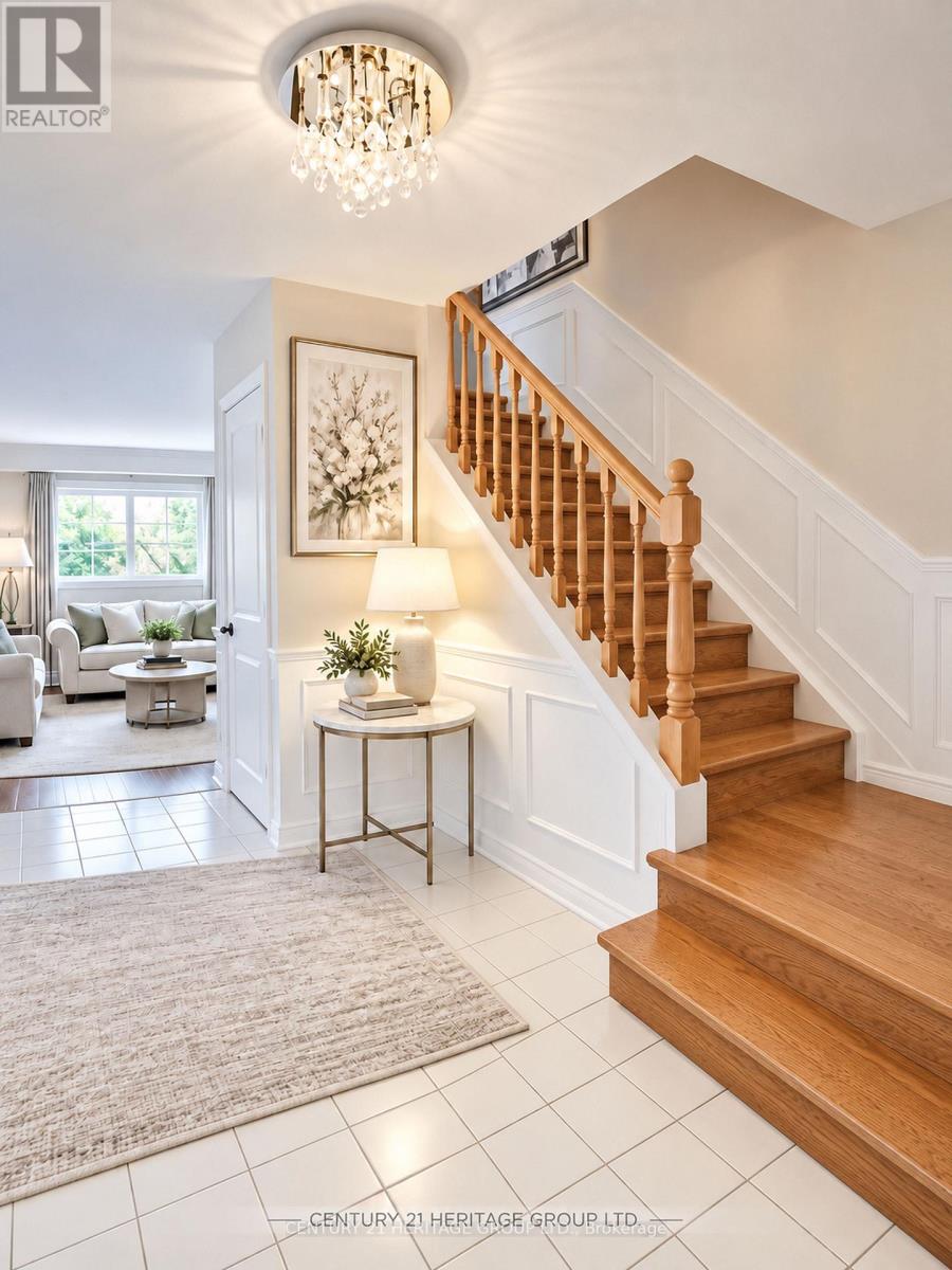 Main - 8 Park Lane Circle, Richmond Hill, Ontario  L4C 6S8 - Photo 2 - N13805118
