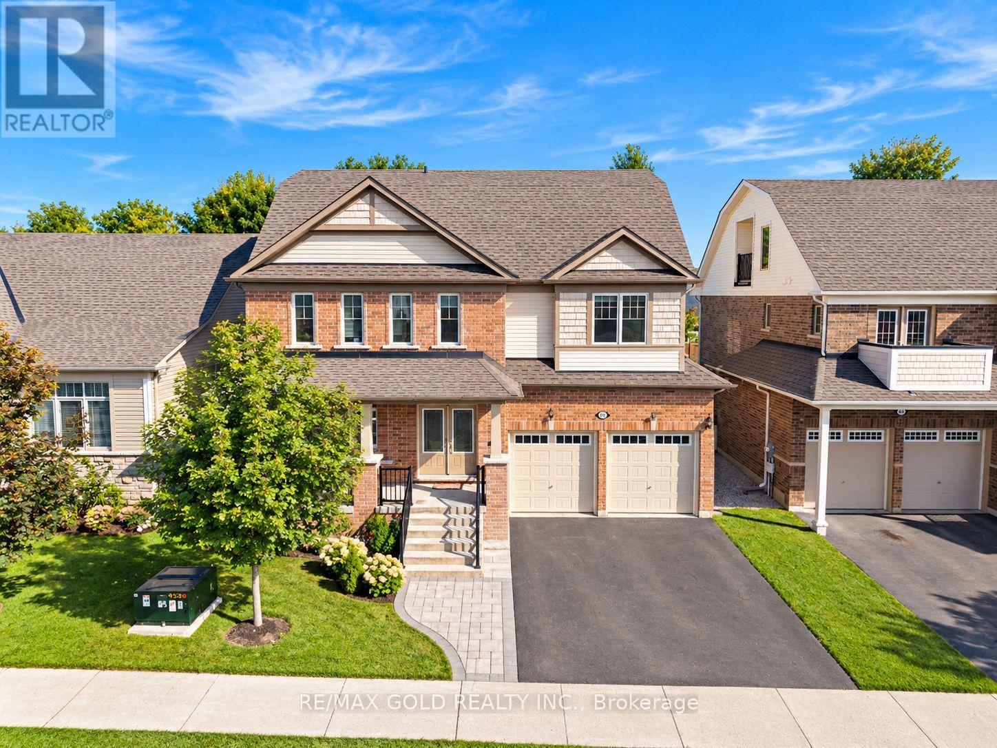 80 HARPIN WAY E, Centre Wellington, Ontario