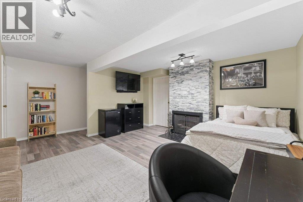 255 Northlake Drive Unit# 4, Waterloo, Ontario  N2V 1Z2 - Photo 27 - 40863677
