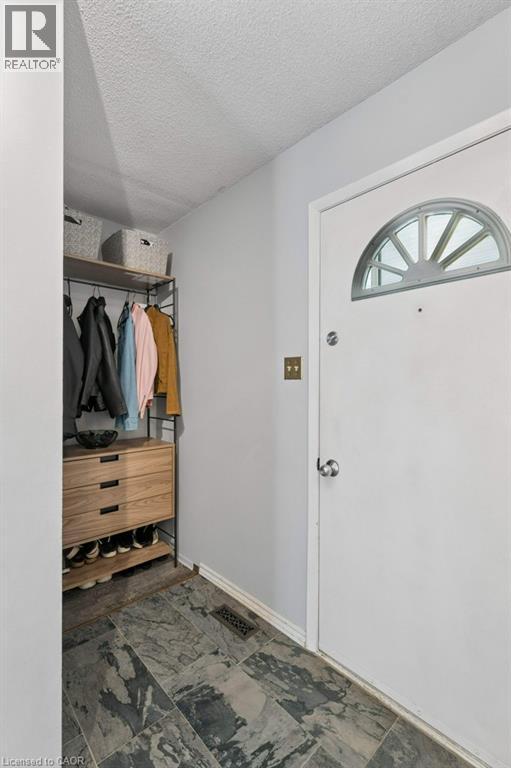 255 Northlake Drive Unit# 4, Waterloo, Ontario  N2V 1Z2 - Photo 5 - 40863677