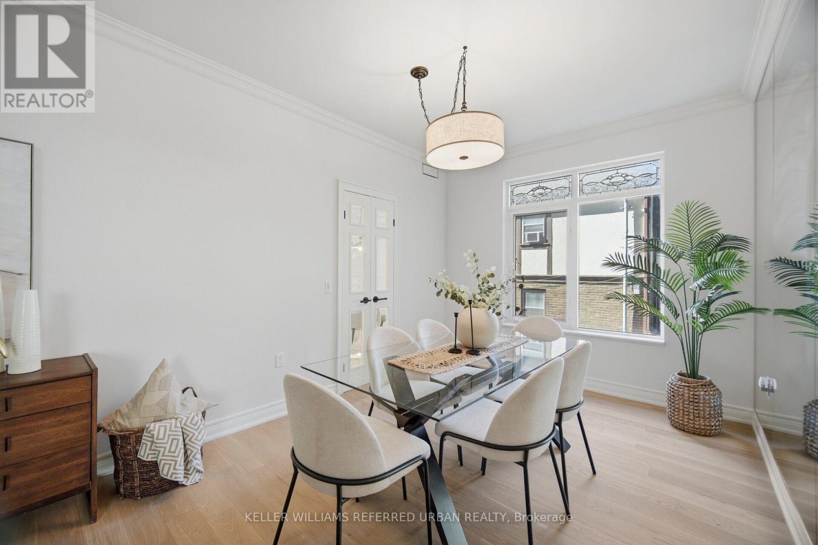 210 - 10 Old Mill Trail, Toronto, Ontario  M8X 2Y9 - Photo 14 - W13833680