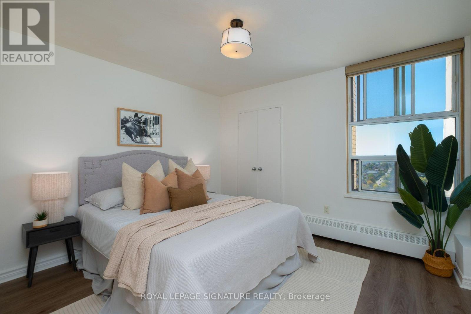 1607 - 360 Ridelle Avenue, Toronto, Ontario  M6B 1K1 - Photo 17 - W13833744